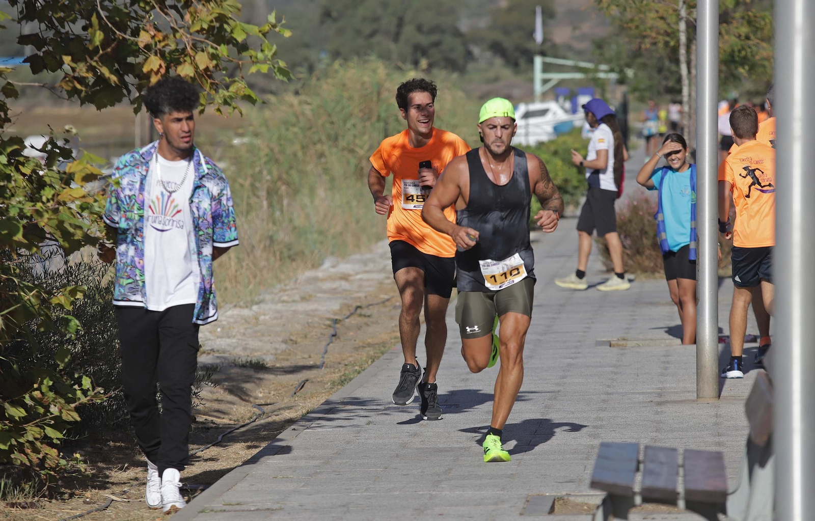 Búscate en las fotos de la VII carrera solidaria Por una Sonrisa en Palmones