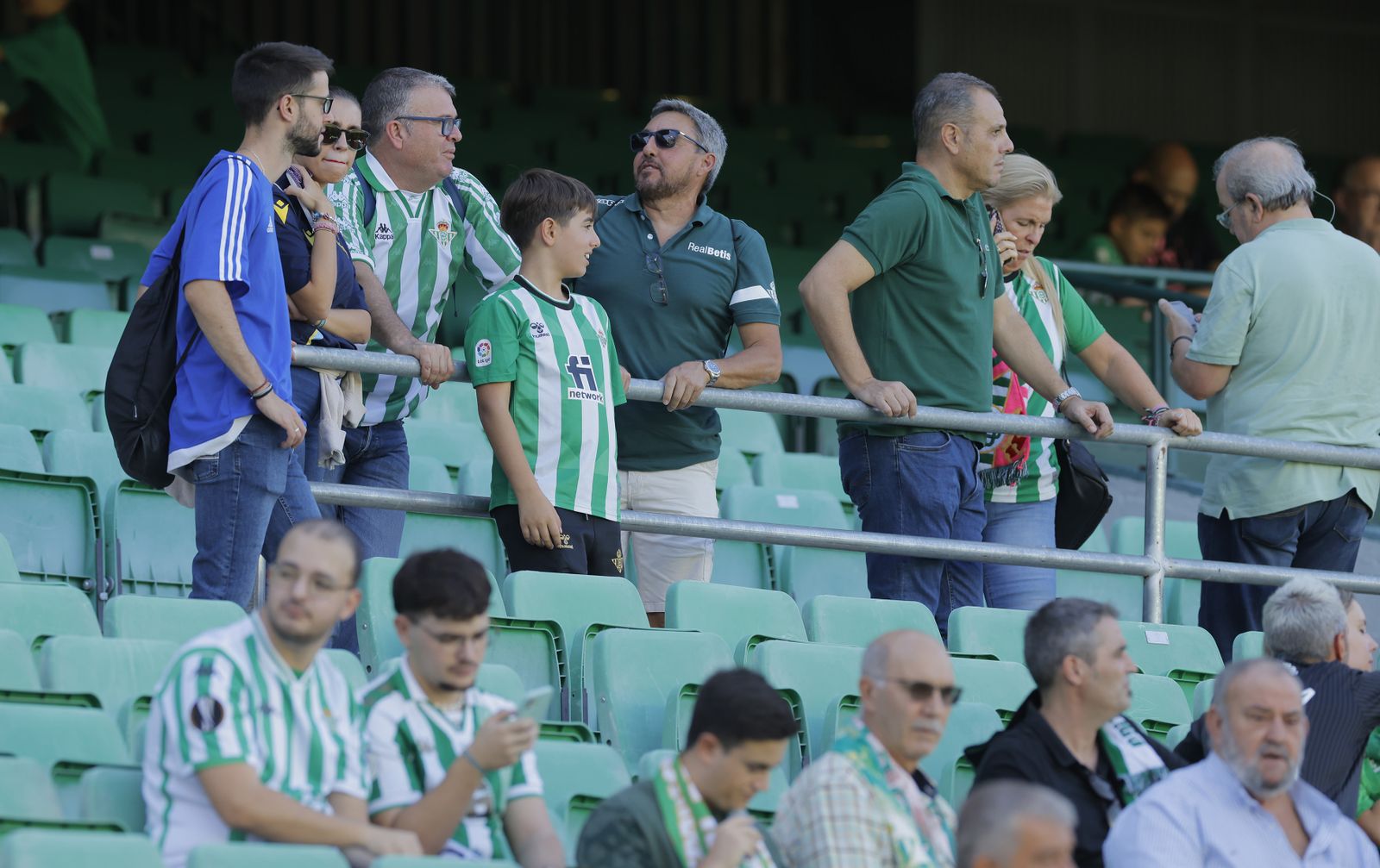 Búscate en las fotos del Betis-Cádiz