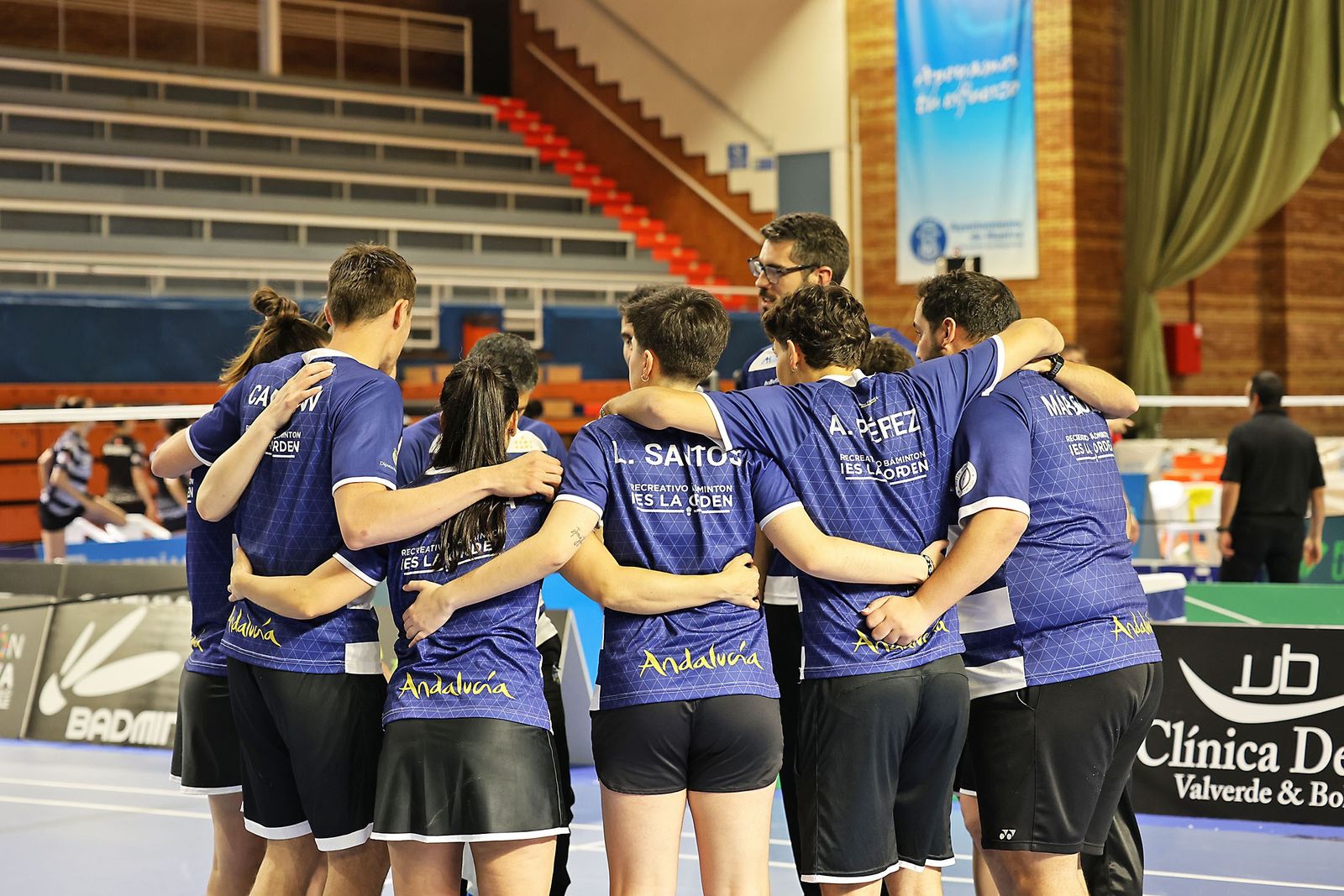 Jugadores del IES La Orden en la ida de la final del pasado curso.