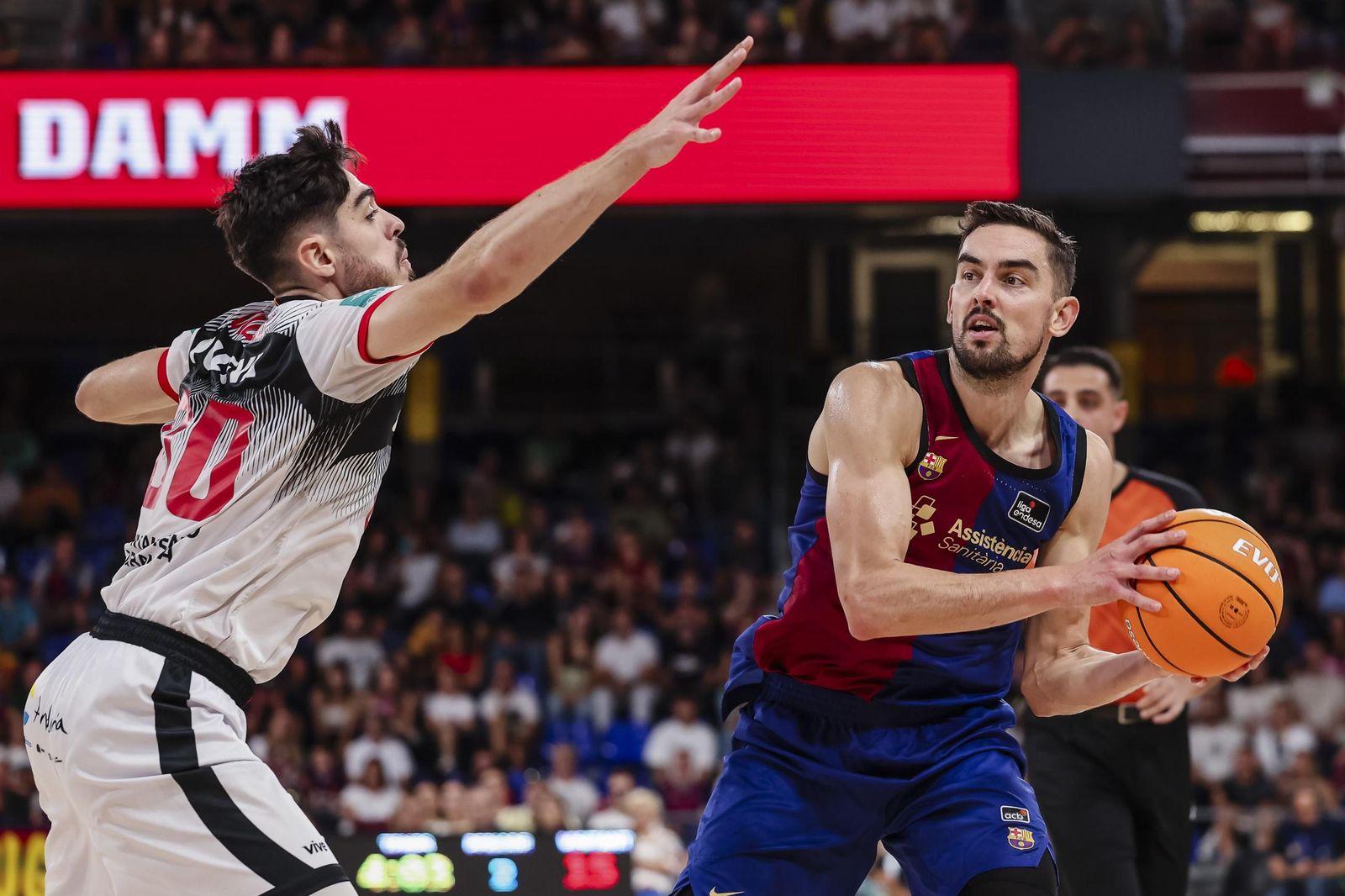 Las mejores imágenes del partido del Covirán Granada en el Palau