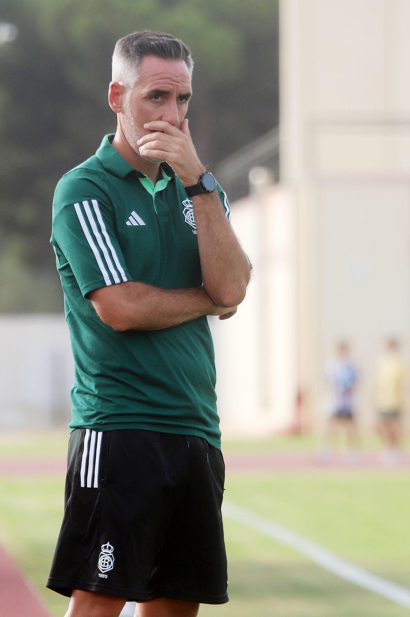 Imágenes del Recreativo de Huelva-Sevilla At en el Memorial Manuel González Rodríguez de Punta Umbría