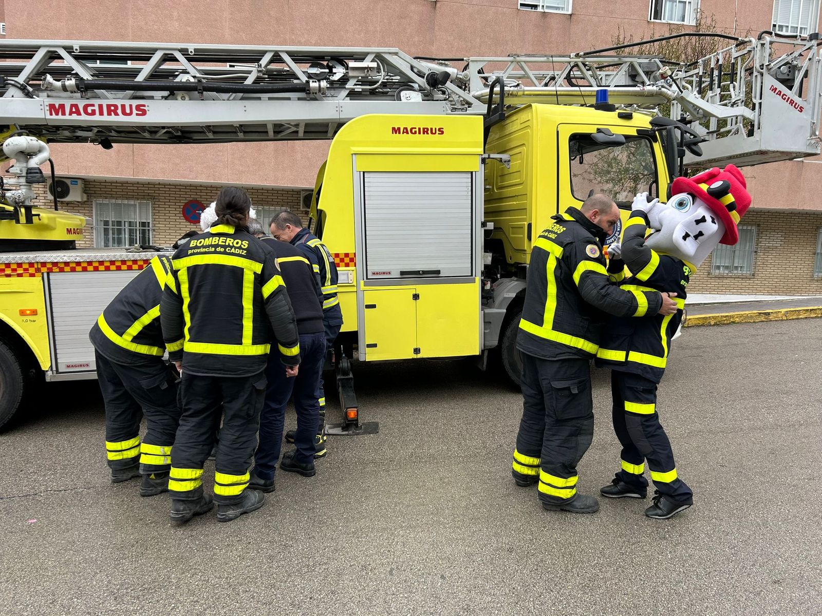 WhatsApp Image 2025-12-25 at 10.51.59 (3)