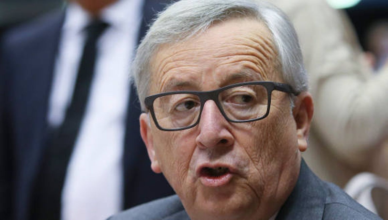 Juncker a Farage: "¿Qué hacen ustedes aquí?"