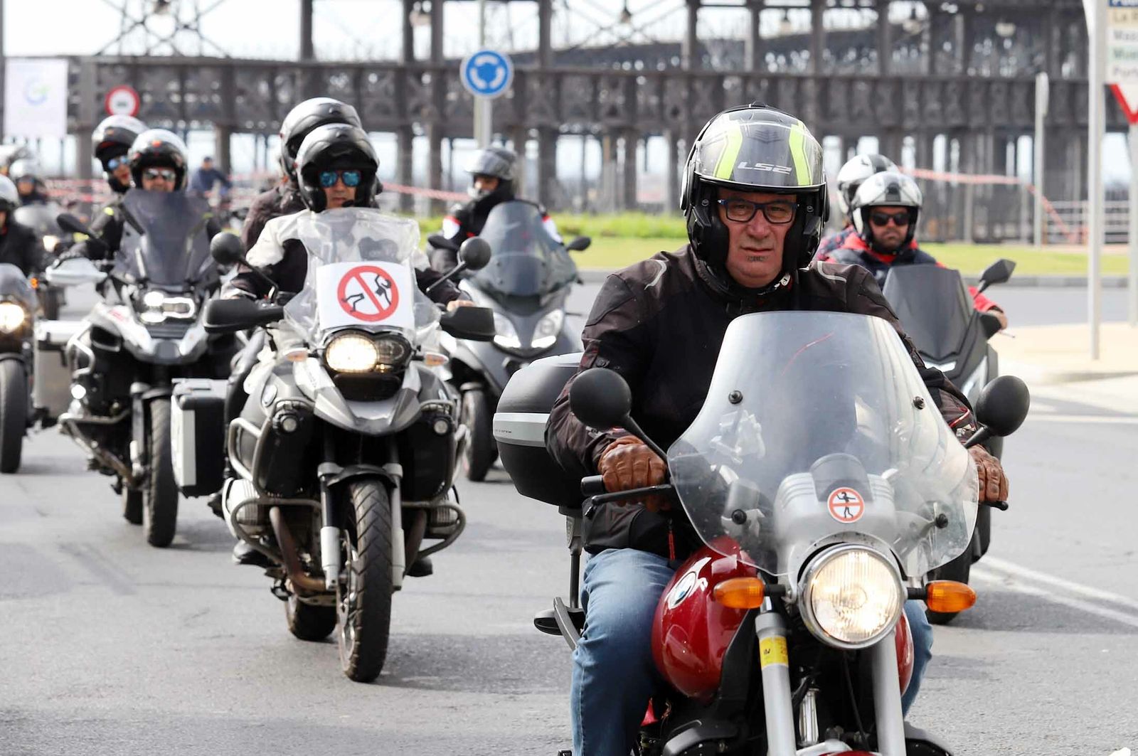 Imágenes de la concentración de motoristas por la seguridad