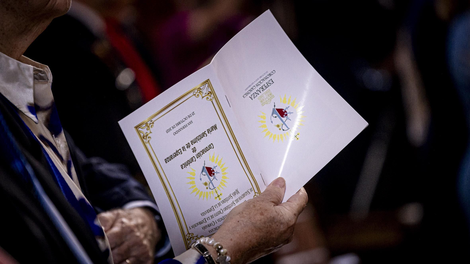 Las imágenes de la coronación de María Santísima de la Esperanza en San Fernando