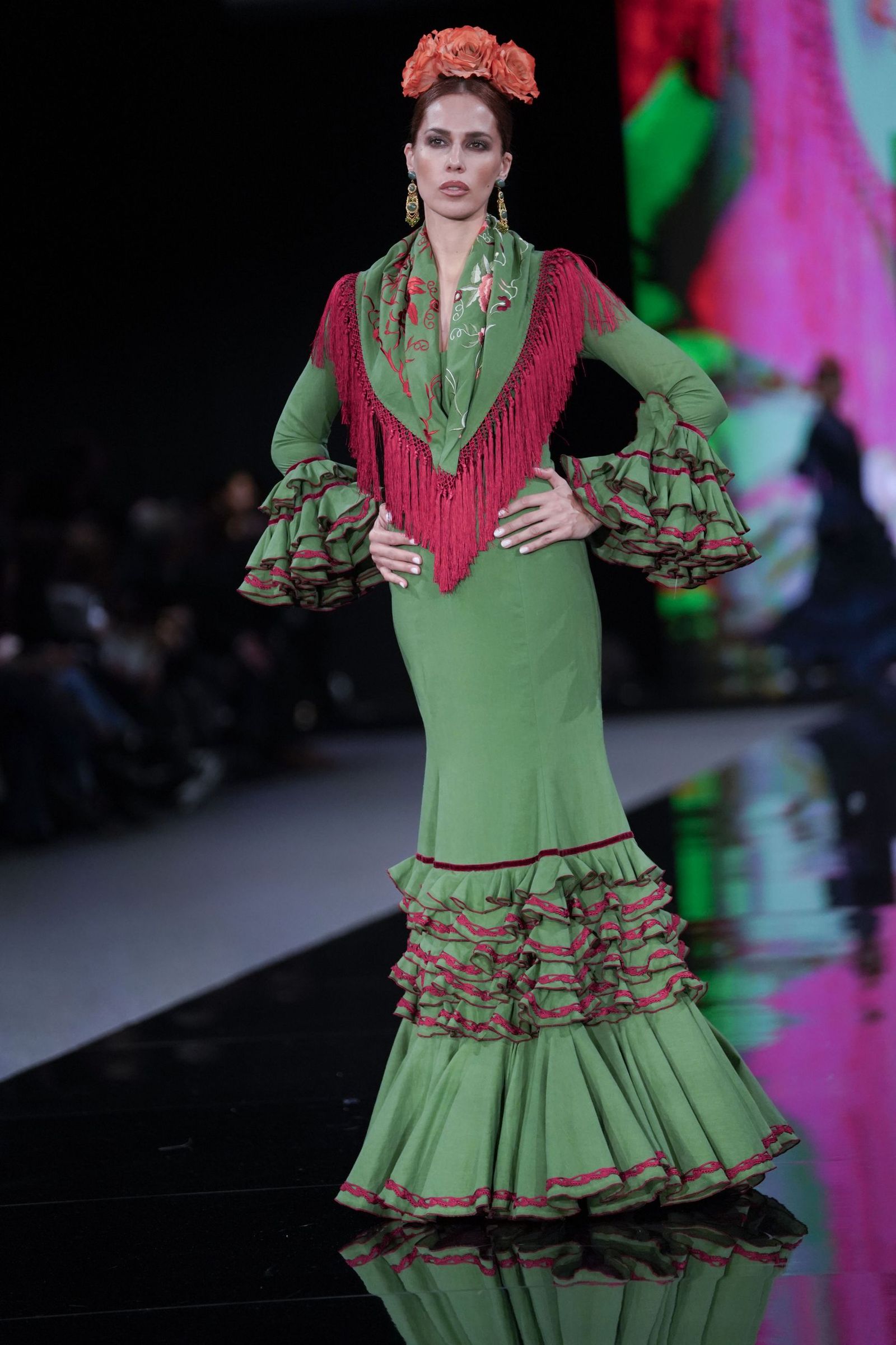 El desfile de Diseño Hermanas Serrano en SIMOF 2026, todas las fotos