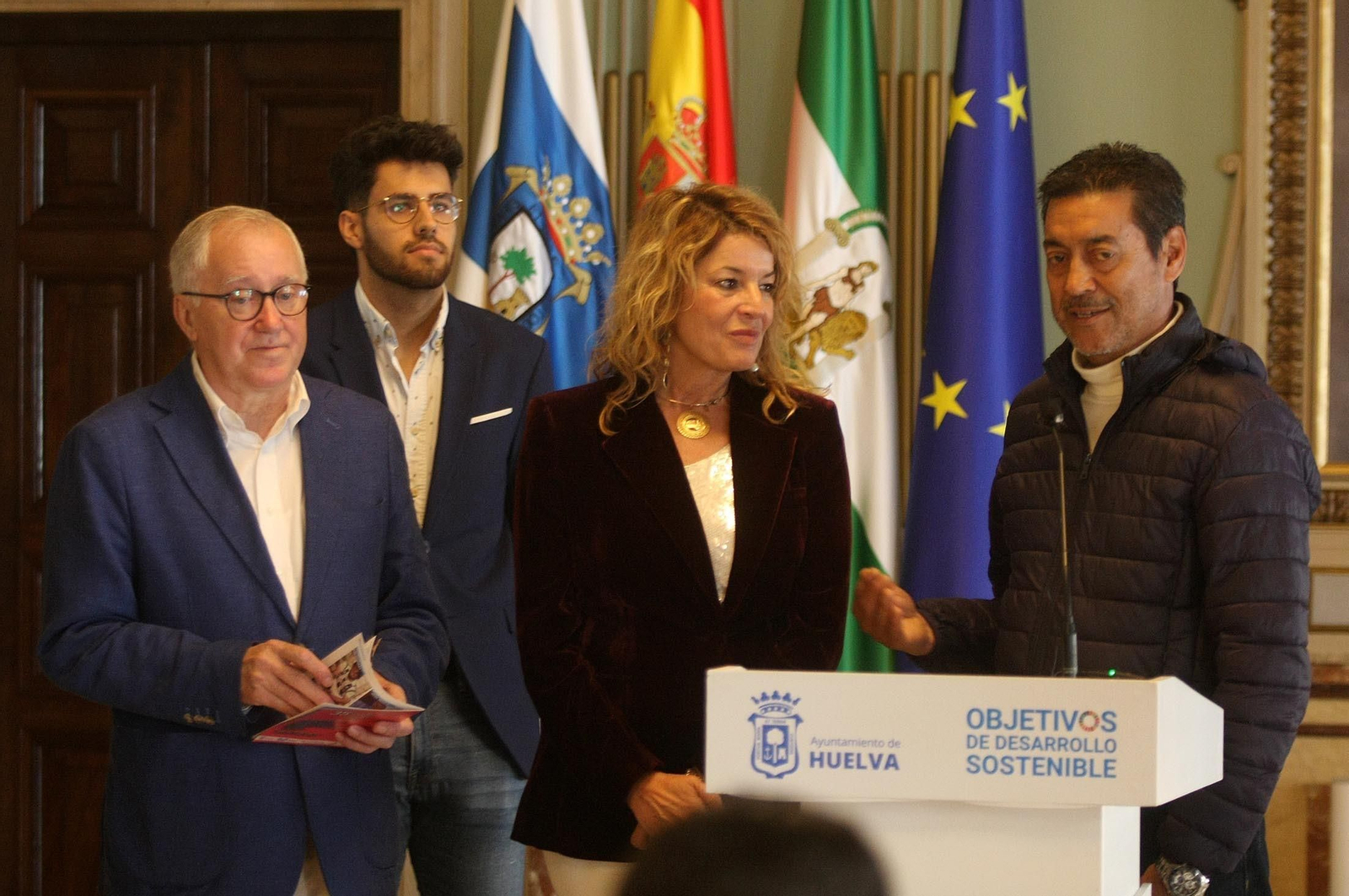 Imágenes de Luzardo y Alzugaray en su recepción en el Ayuntamiento de Huelva