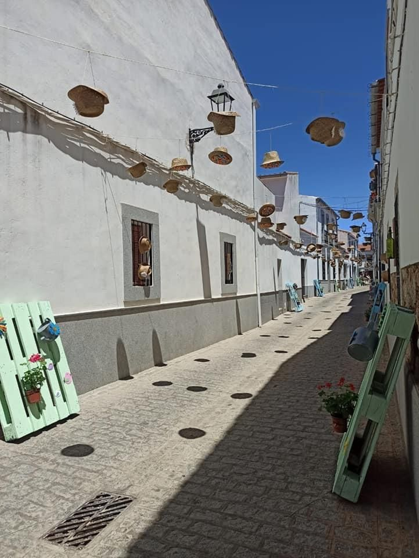 Así de bonitas lucen las calles de Villanueva del Duque con motivo de su XVII Feria de Turismo