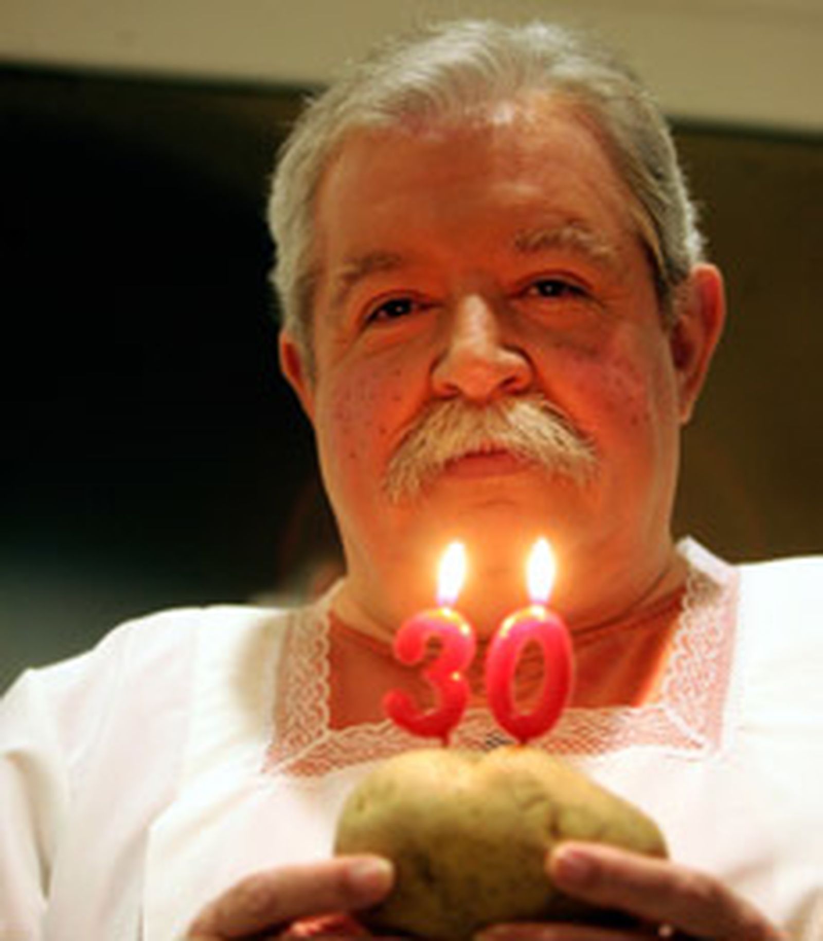 "Abandoné la carrera de medicina por el bien de la humanidad"