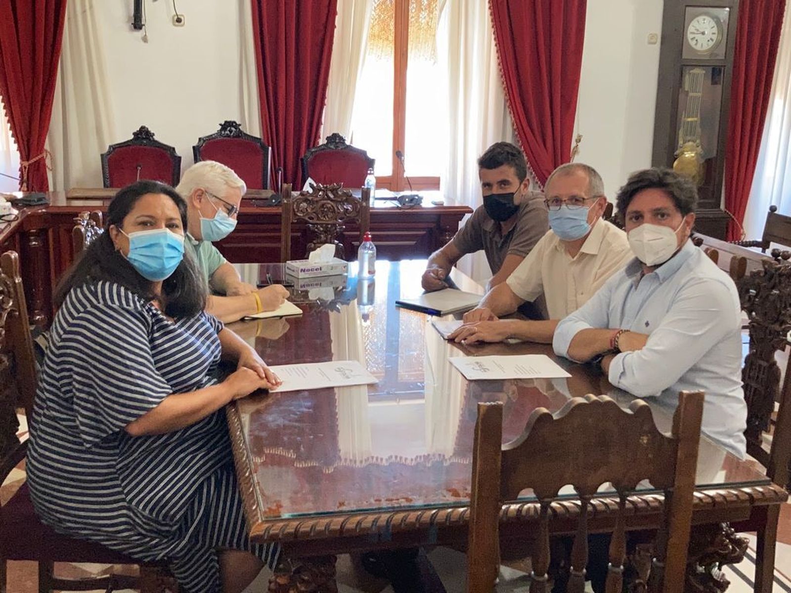 Asistentes a la reunión.