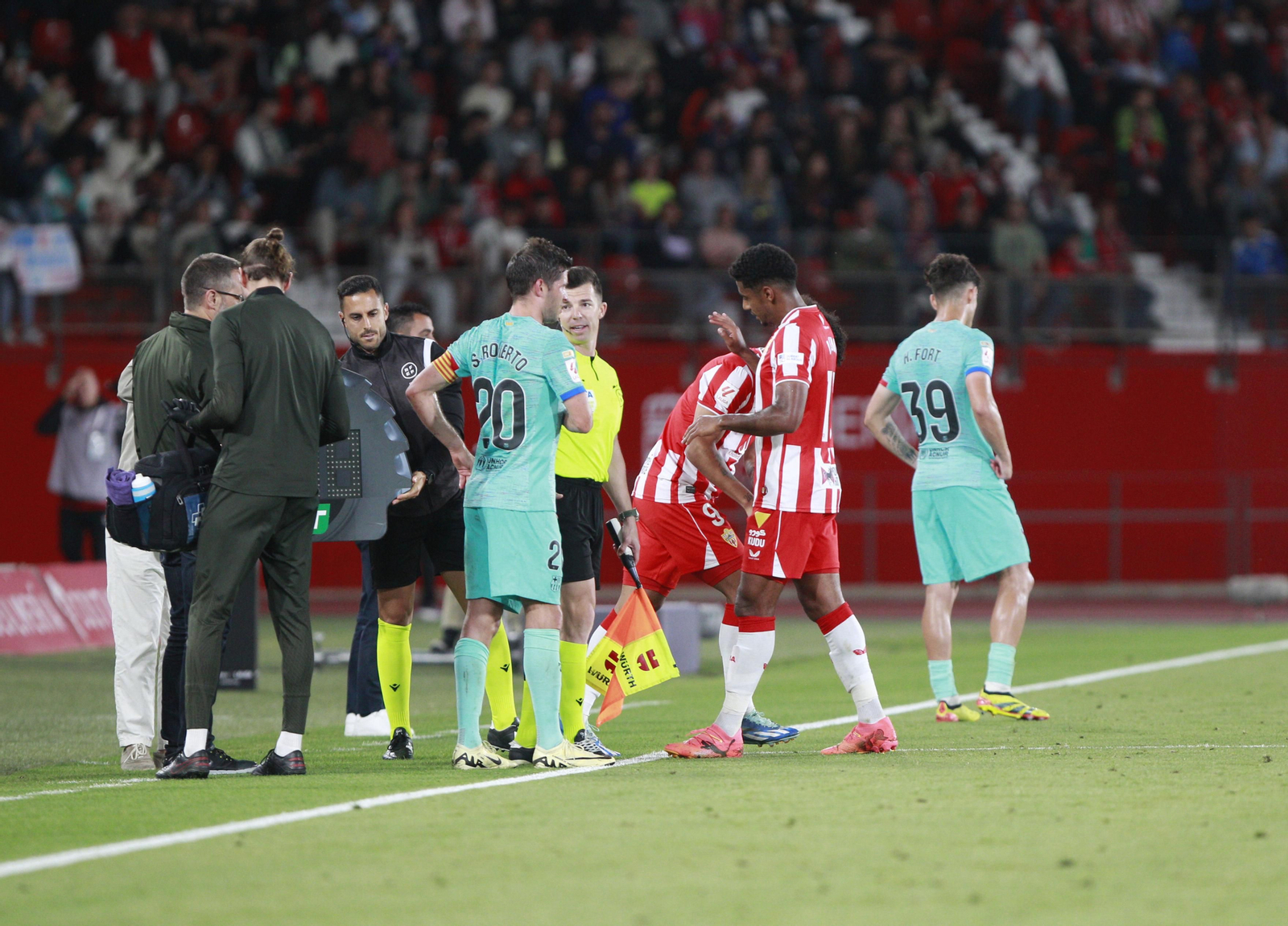 Las mejores imágenes del partido U.D. Almería-F.C. Barcelona