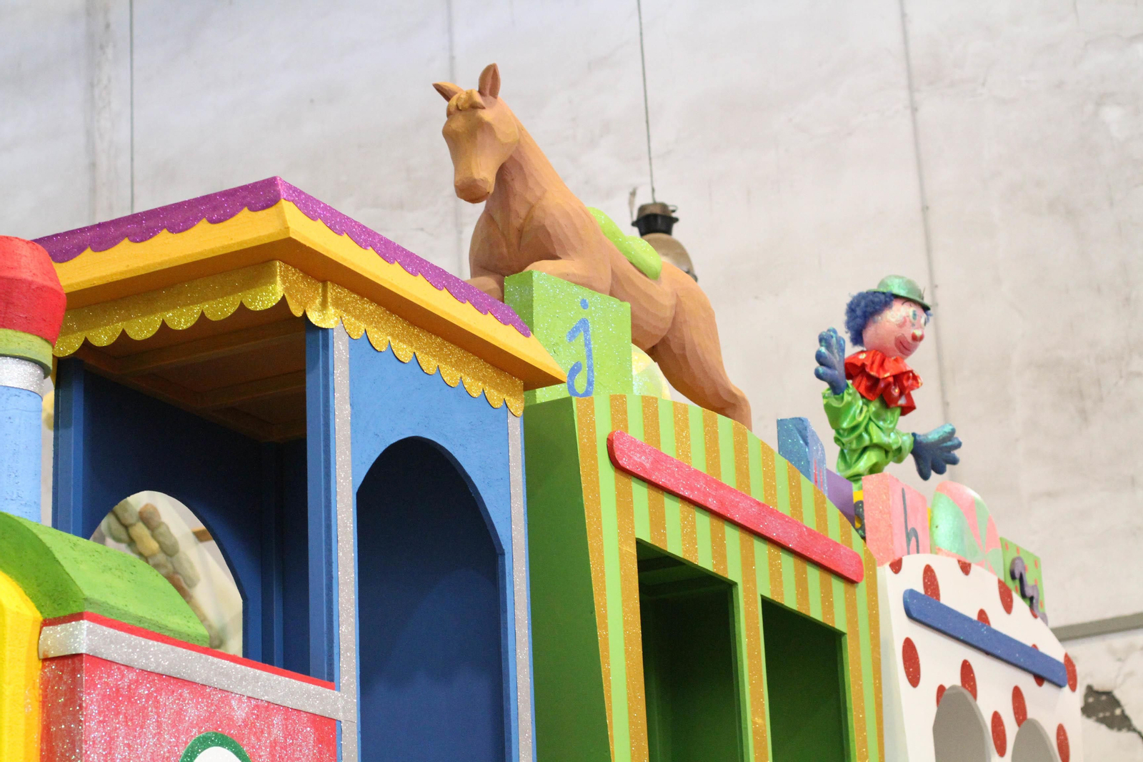 Preparativos de la Cabalgata de Reyes Magos.