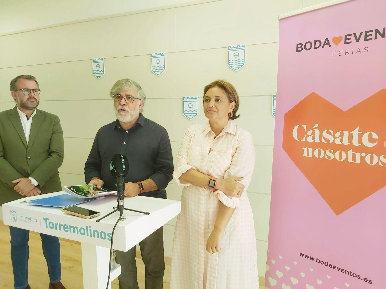 De izquierda a derecha, José Manuel Ruiz, Antonio Fortes y Margarita del Cid. De izquierda a derecha, José Manuel Ruiz, Antonio Fortes y Margarita del Cid.