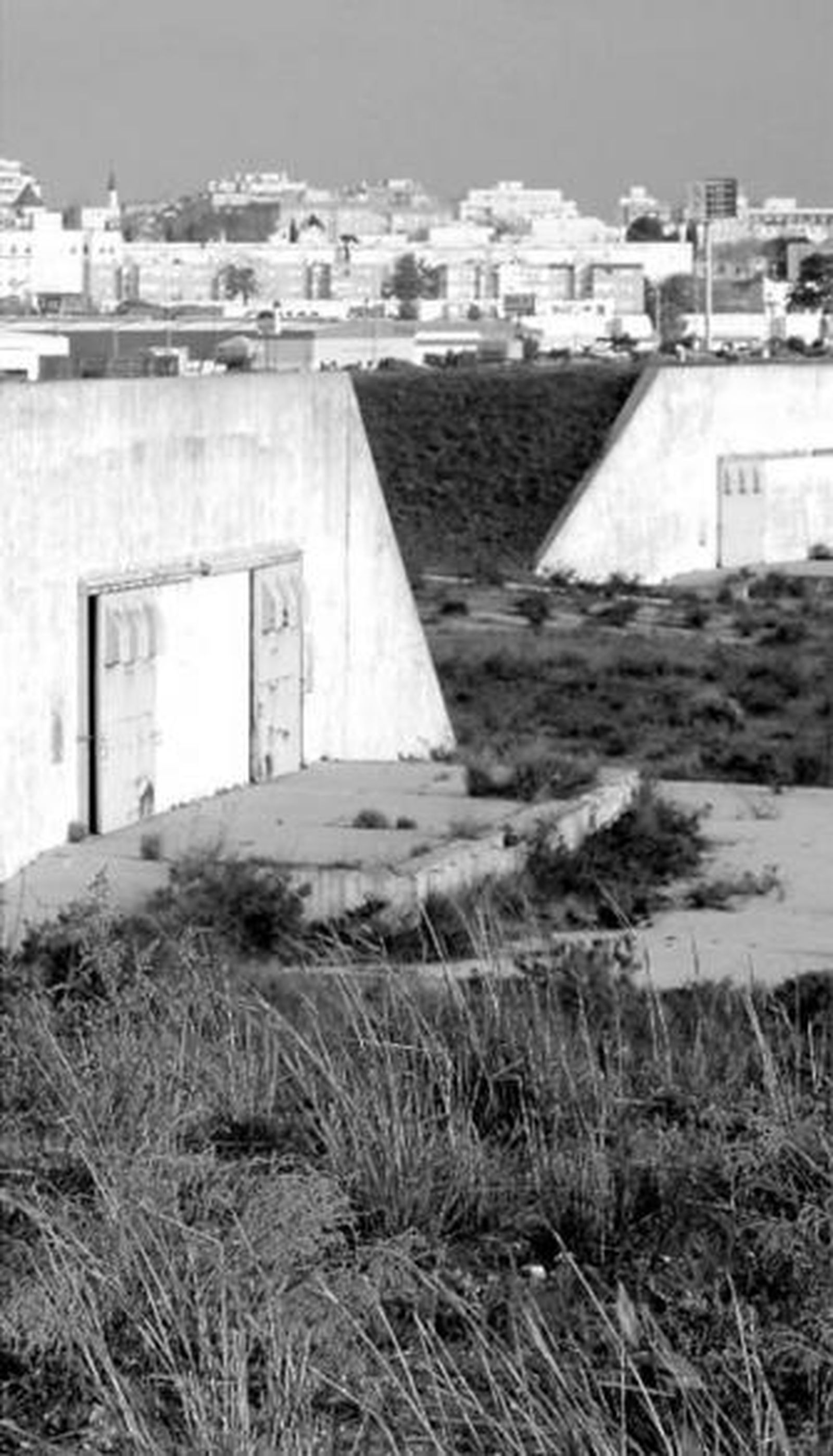 Aspecto que presentan los polvorines de Fadricas.