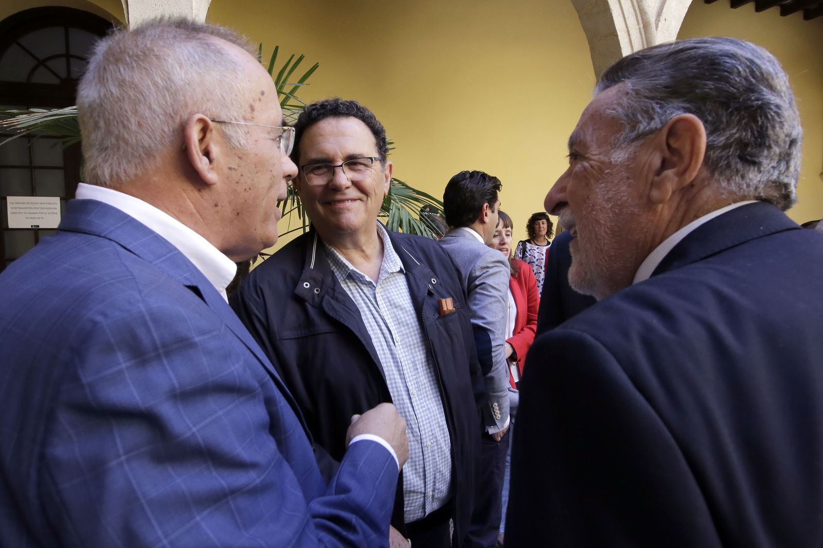 Imágenes del acto institucional del 40 aniversario de las primeras elecciones municipales