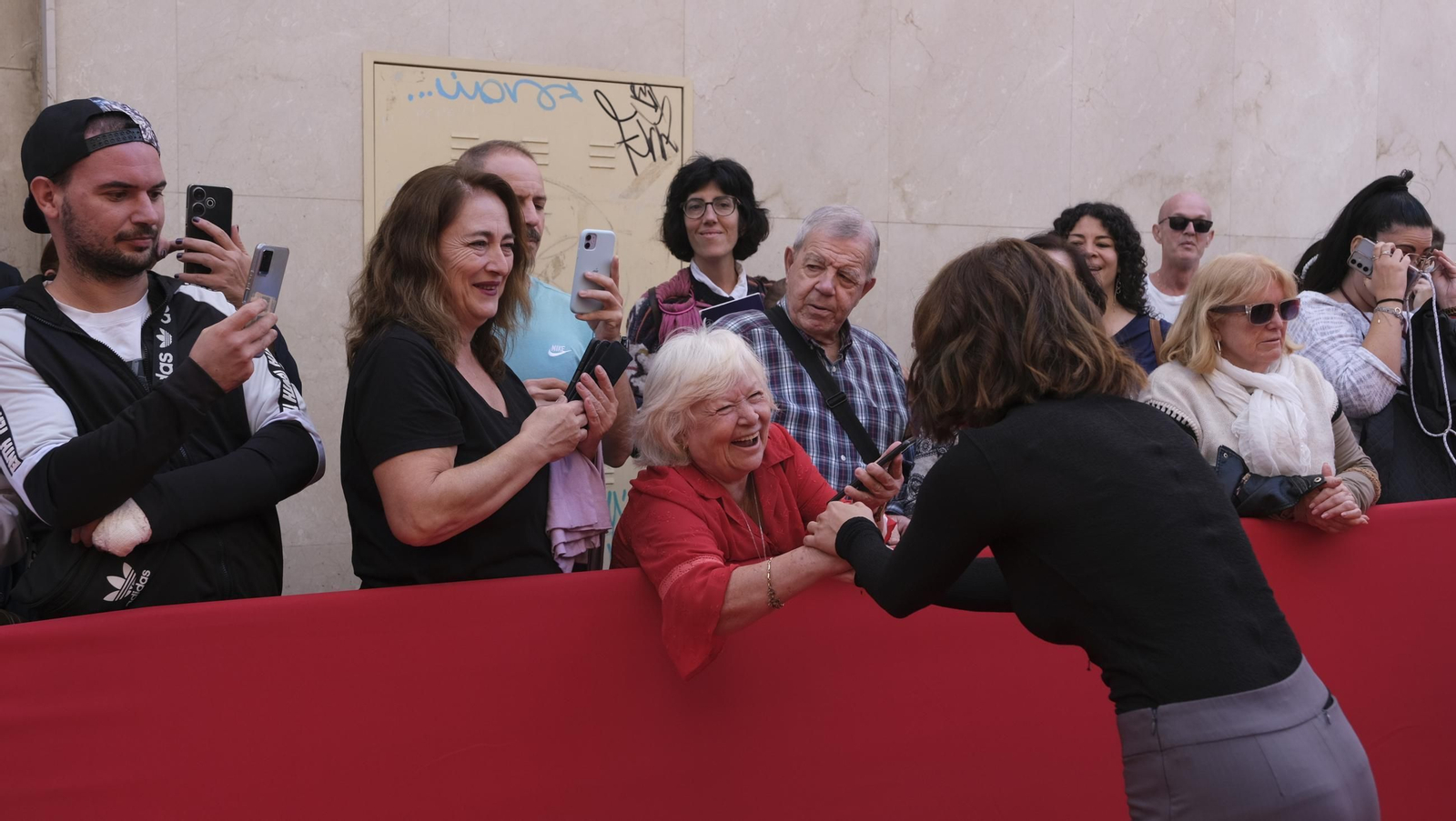 Verónica Sánchez, una estrella de FICAL en el Paseo de la Fama de Almería, en imágenes