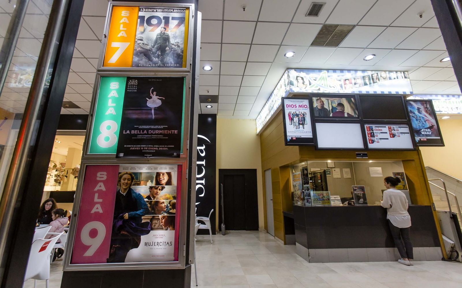 Imagen de archivo de Multicines El Centro.