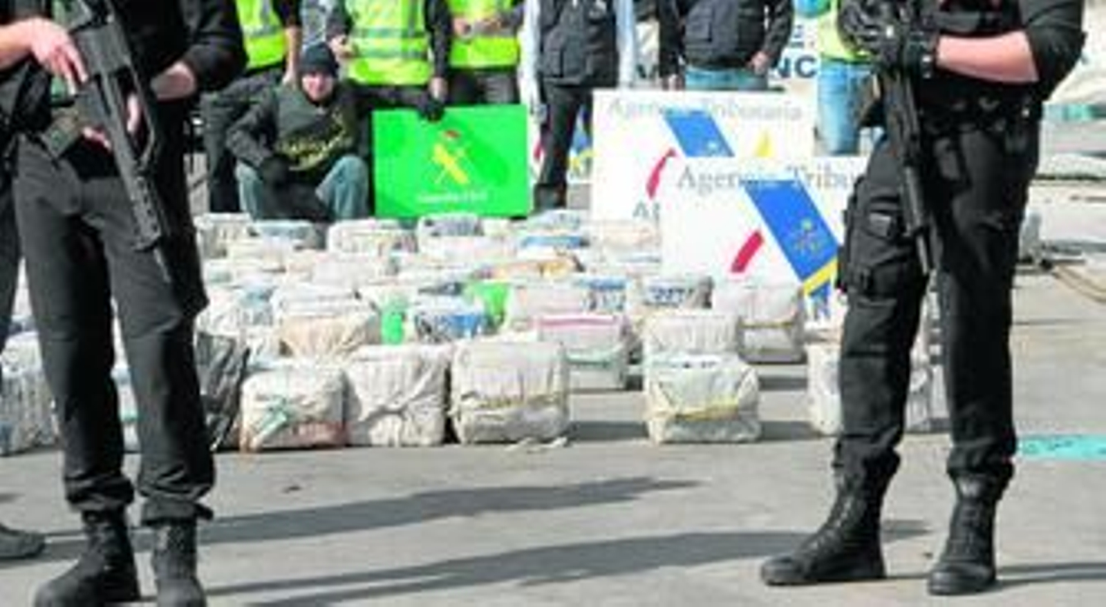 Los cuatro miembros de la red desarticulada tenían residencia habitual en Adra y Roquetas.