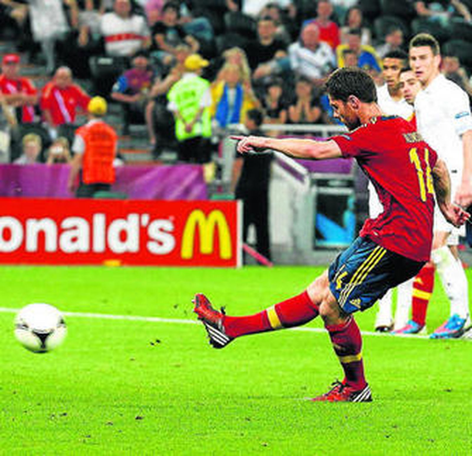 El penalti lanzado por Xabi Alonso consiguió el minuto de oro del partido