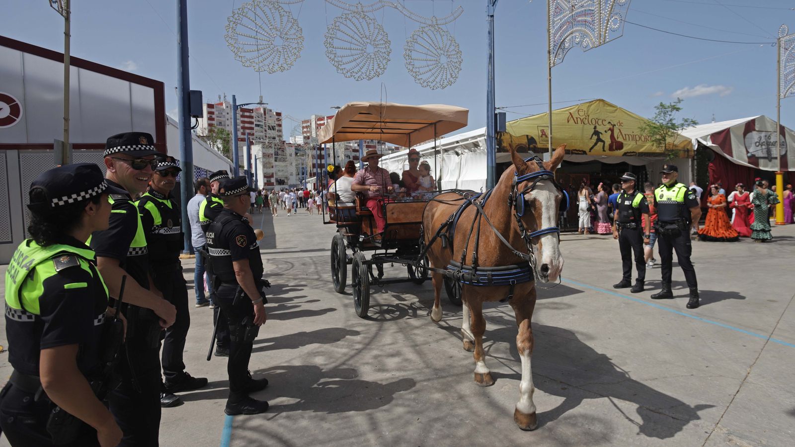 Fotos del Domingo por Sevillanas en la Feria Real de Algeciras