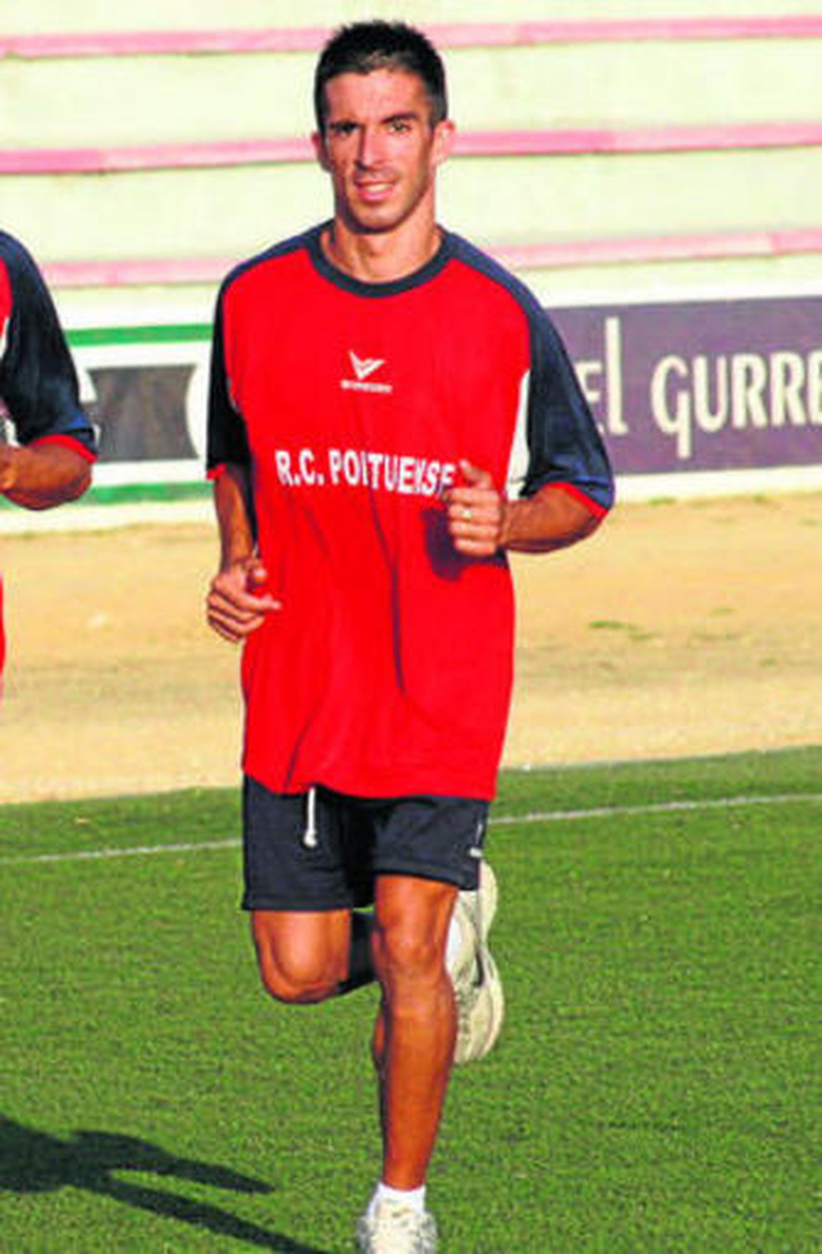 José Antonio, en un entrenamiento con el Racing Portuense.