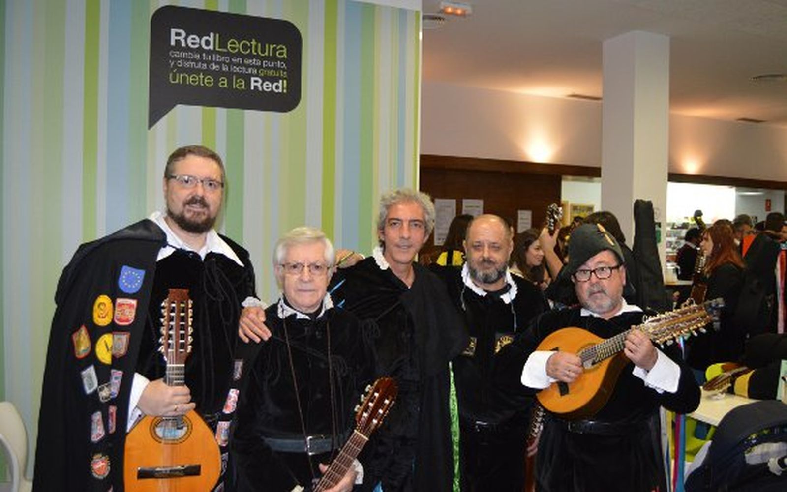 Francico Rodríguez, Joaquín Díaz, Pepe Reyes, Juan Pablo Rodriguez-Sánchez Wagener e Ismael Serrano.

Foto: Ignacio Casas de Ciria