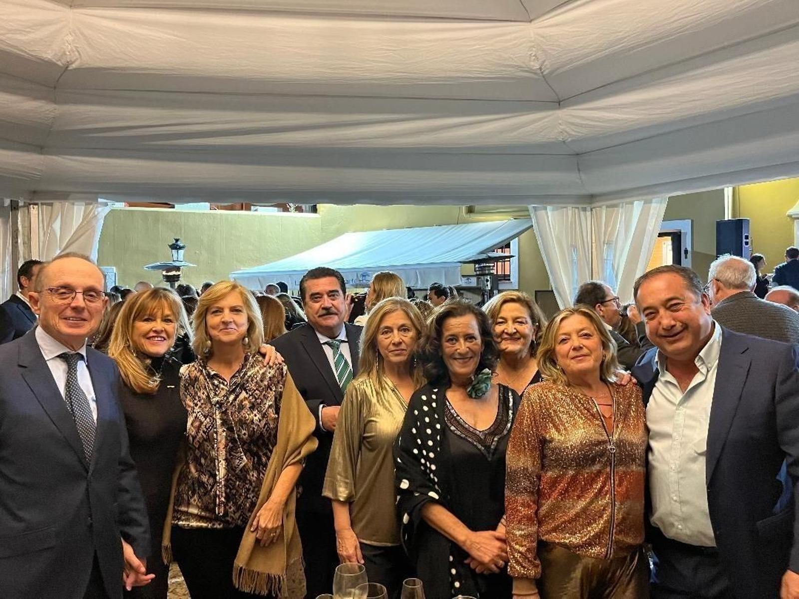 José Miguel Lacave, Alicia Leonsegui, Isabel Morales, Carmen Guerrero, Magdalena Guerra, Alfonso Rodríguez, Margarita Mata, Pilar Castaño y Nono Jaime.