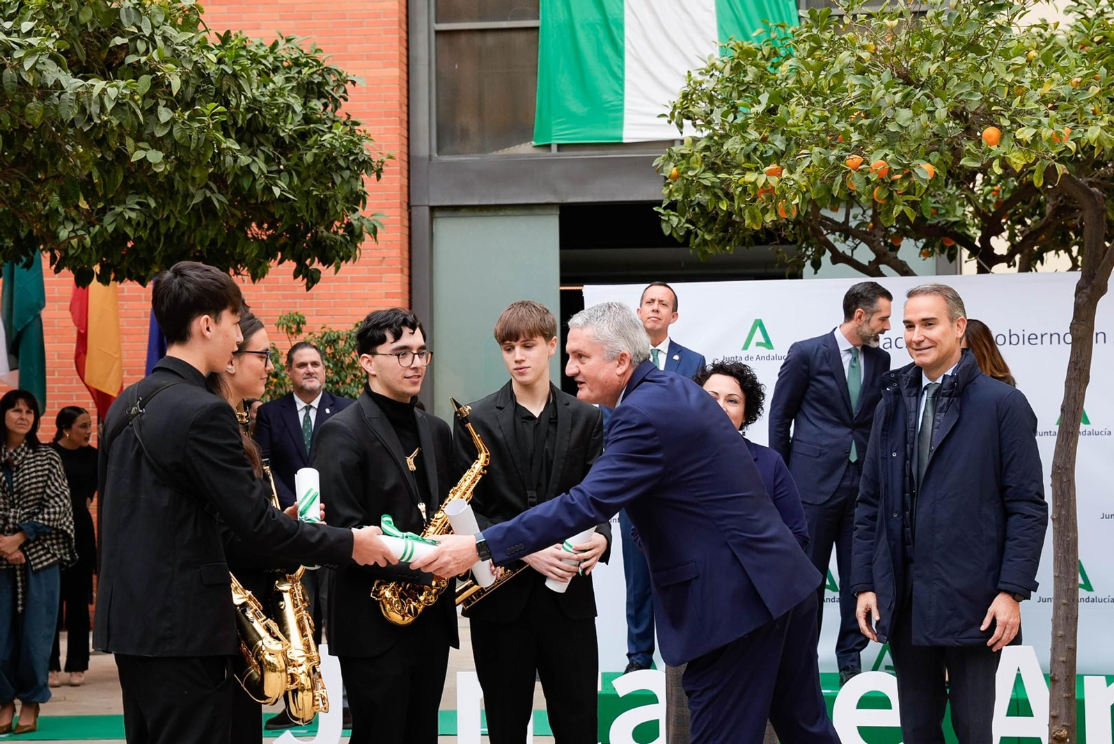Así han sido las imágenes del día de la bandera en Almería