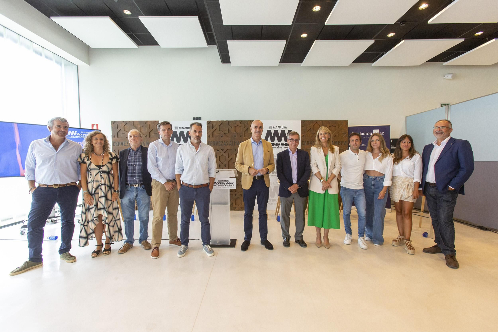 Participantes en la presentación del Alhambra Monkey Week 2022