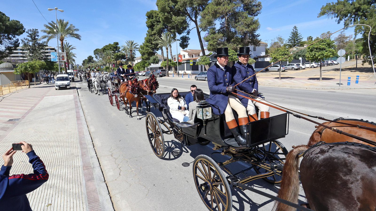 'Los carruajes de la integración' con jóvenes de Cedown y Aspanido por Jerez