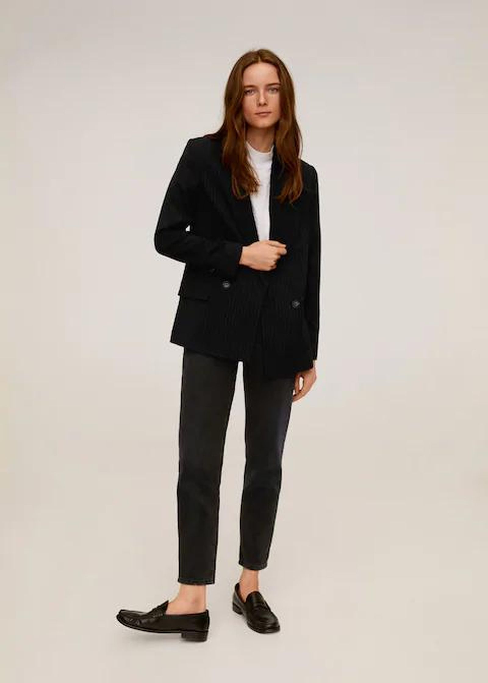 Americana de rayas de Mango.