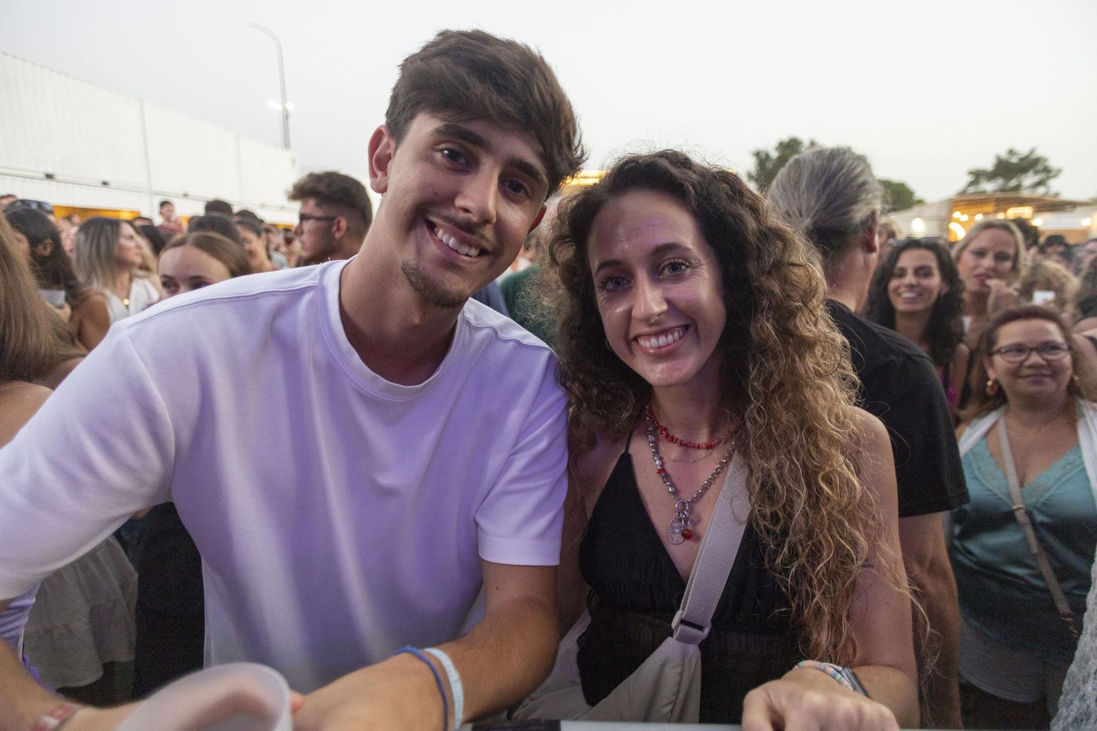 Búscate en las imágenes del concierto de La Plazuela en Bahía Sound