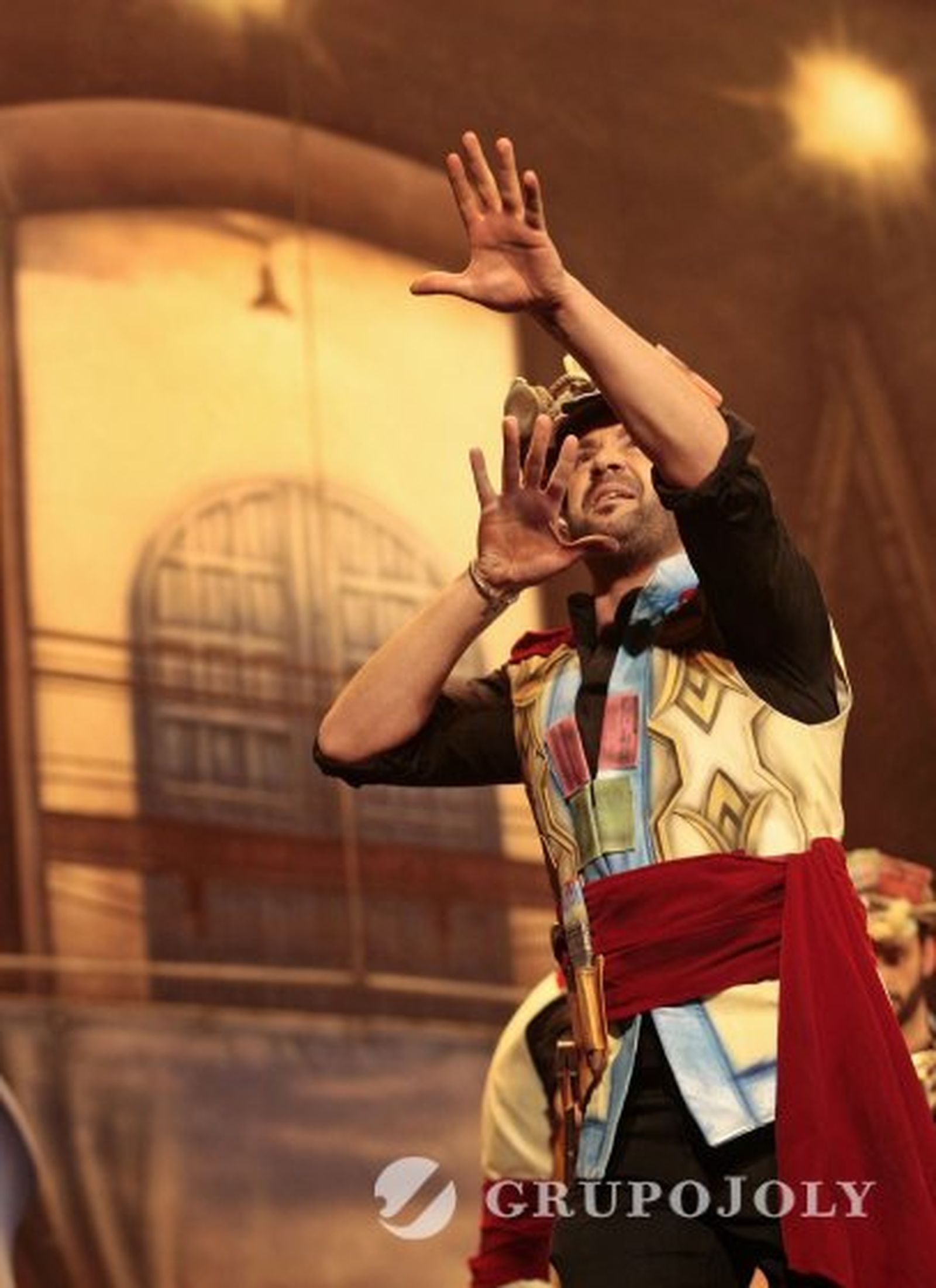 Los hombres de negro. 

Foto: Fito Carreto · Julio Gonzalez · Lourdes de Vicente