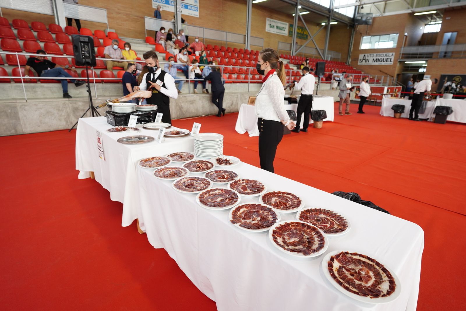 La última jornada de la Feria del Jamón de Villanueva de Córdoba, en fotografías