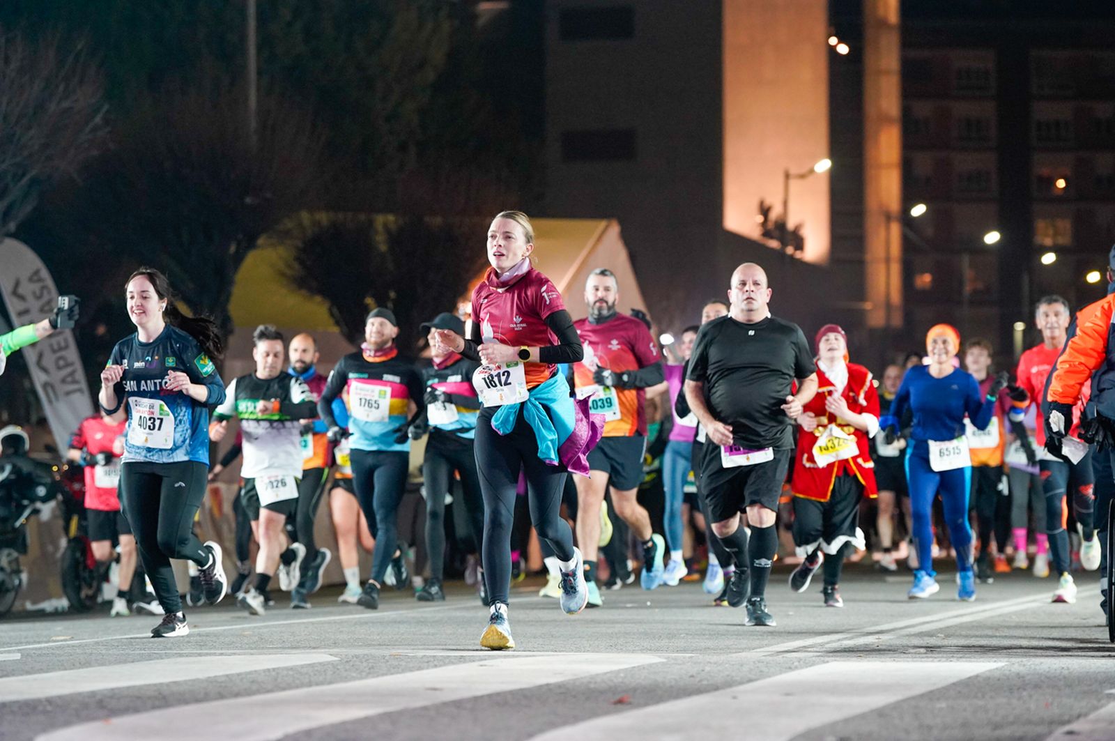 En imágenes: búscate en tu llegada a meta de la Carrera de San Antón 2026 (16)