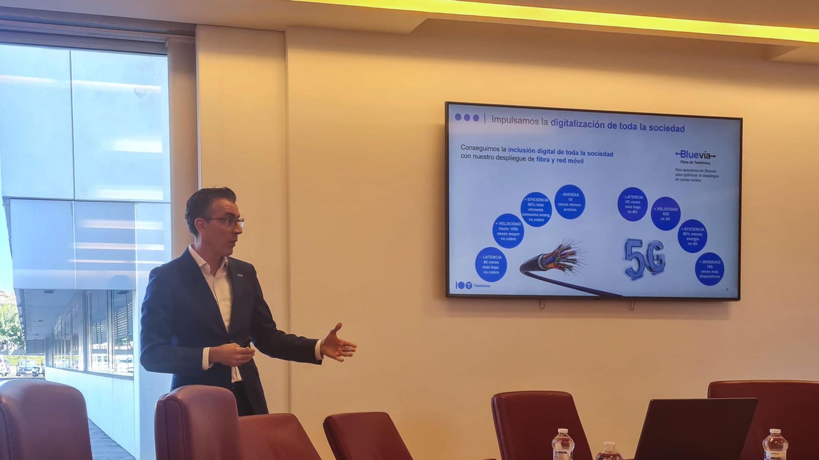 Joaquín Segovia, director territorial sur de Telefónica España durante su presentación