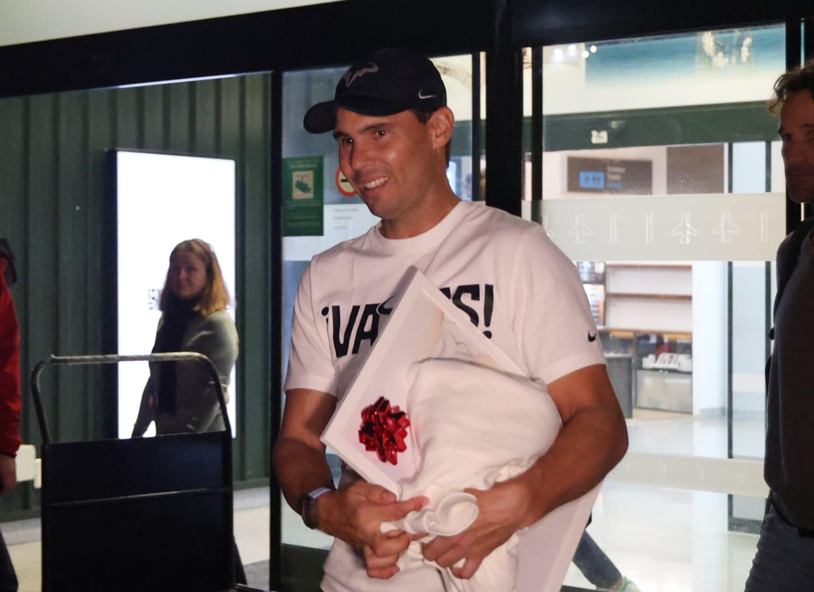 Lss fotos de la llegada de Rafa Nadal a Málaga para la Copa Davis