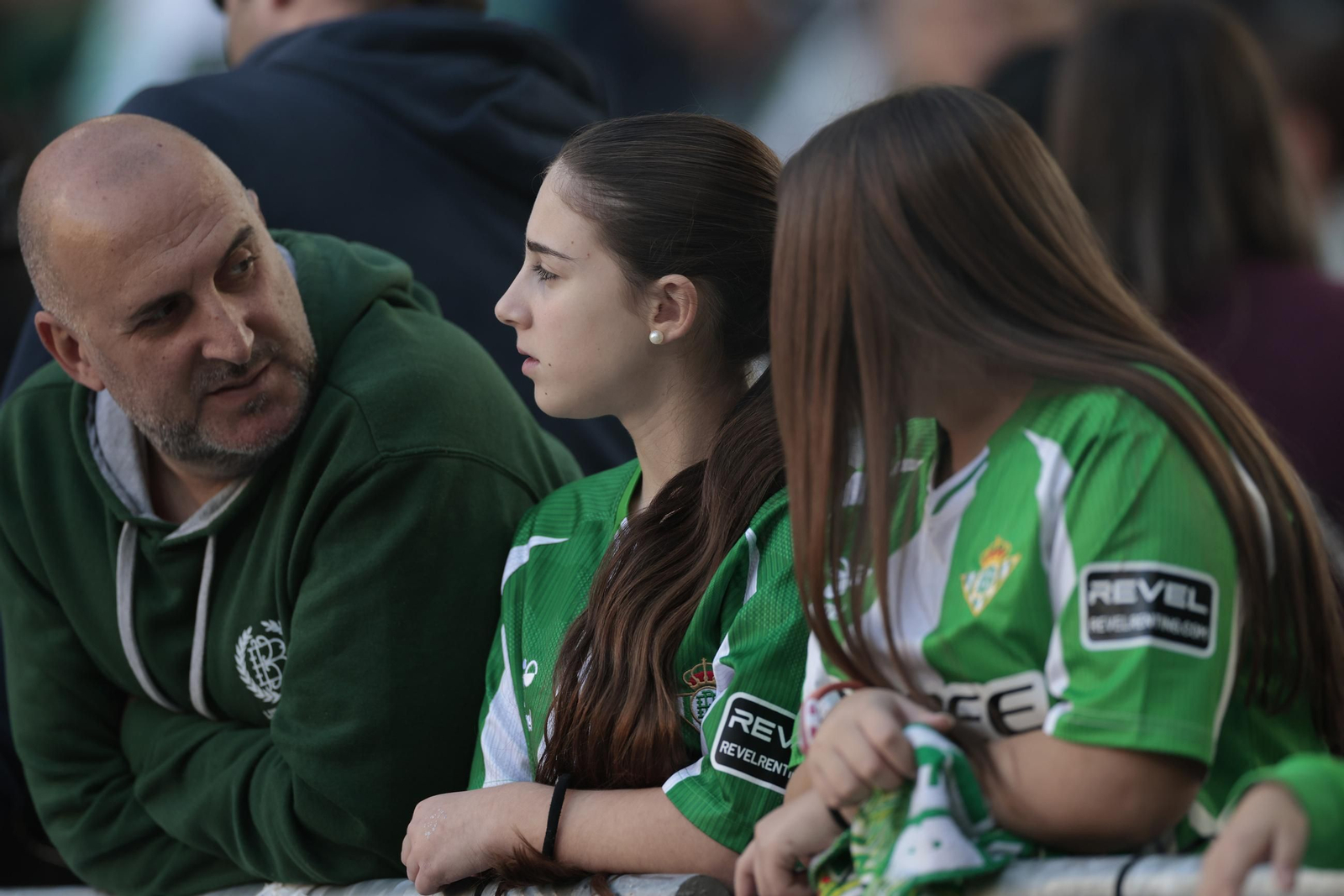 Búscate en las fotos del Betis - Girona