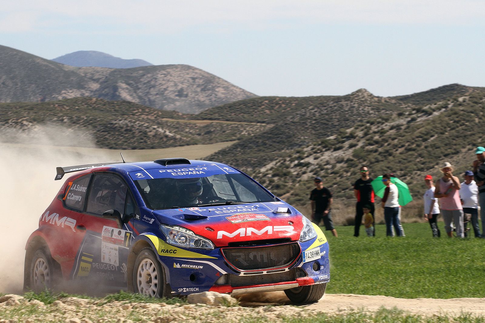 Los equipos participantes en el rally recorrerán un circuito natural que discurre por varios pueblos del litoral granadino.
