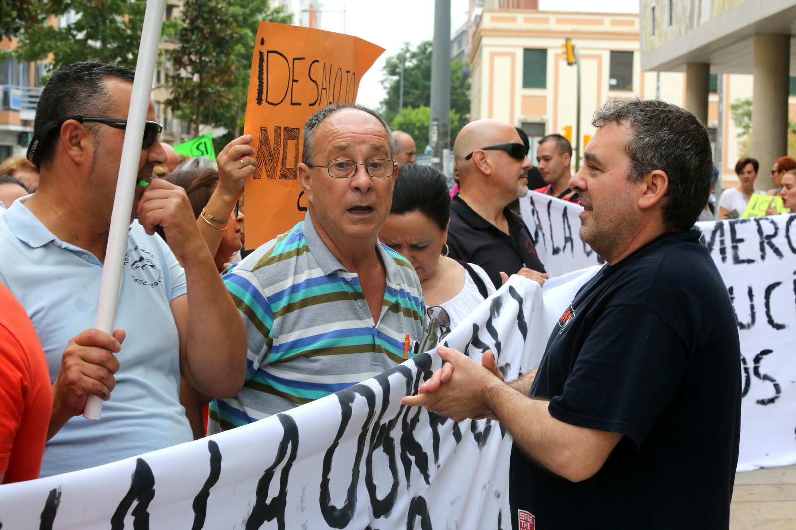 Más imágenes de la protesta de los minoristas del mercado de San Sebastián