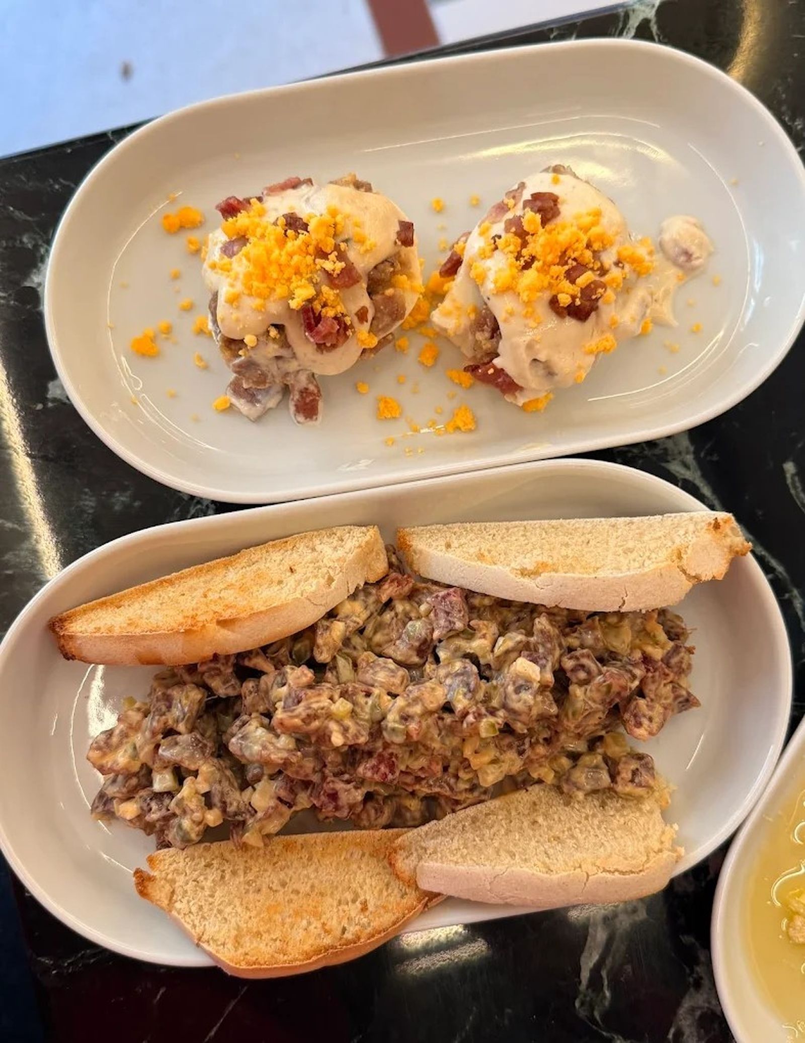 Barra Luque, en plaza Monti (Jerez).