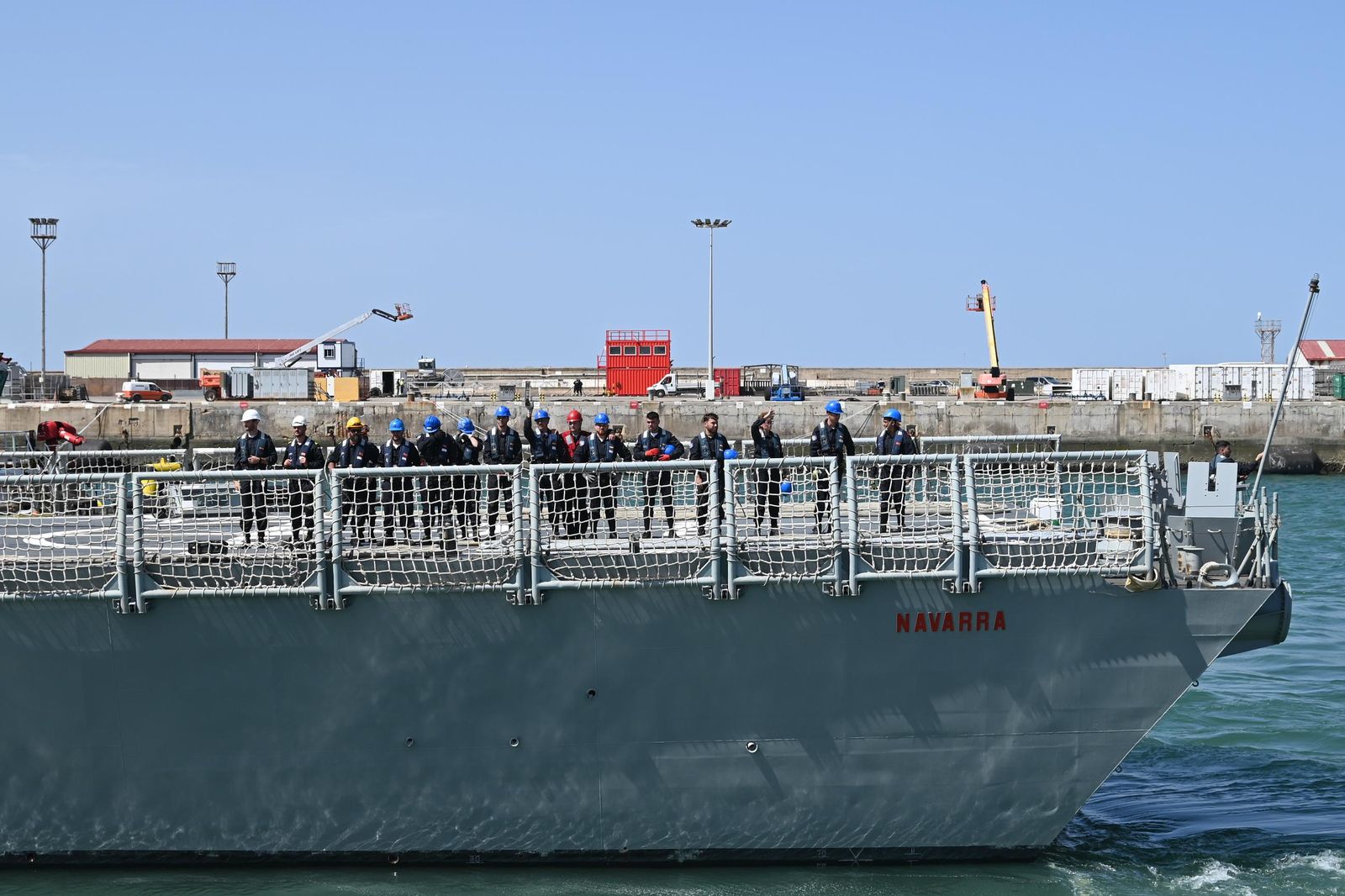 Despedida de la fragata 'Navarra', rumbo a la operación Atalanta.