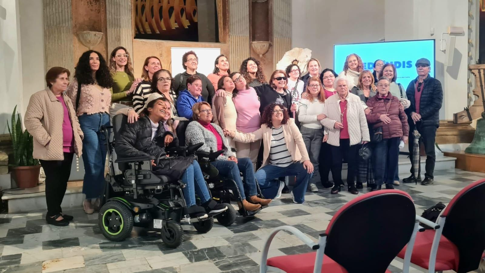 Mujeres participantes en el acto celebrado ayer en San José