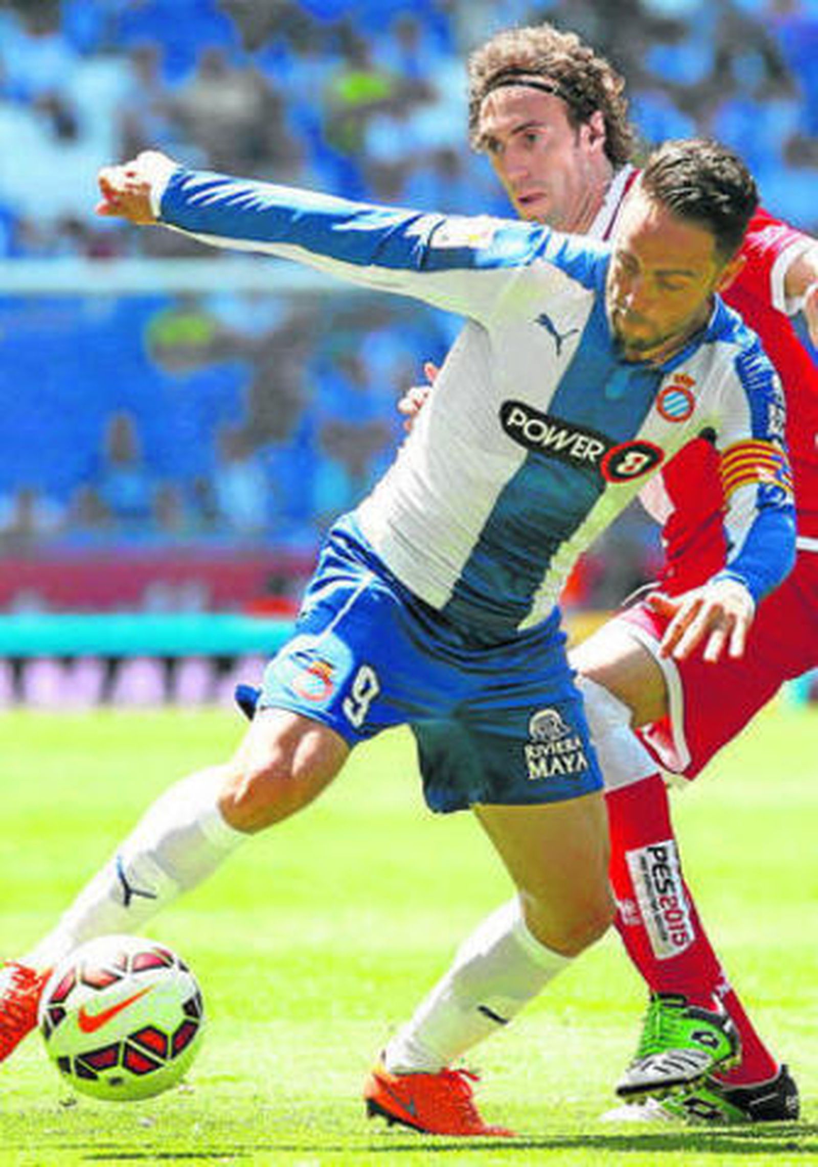 Sergio García trata de regatear a Baena.