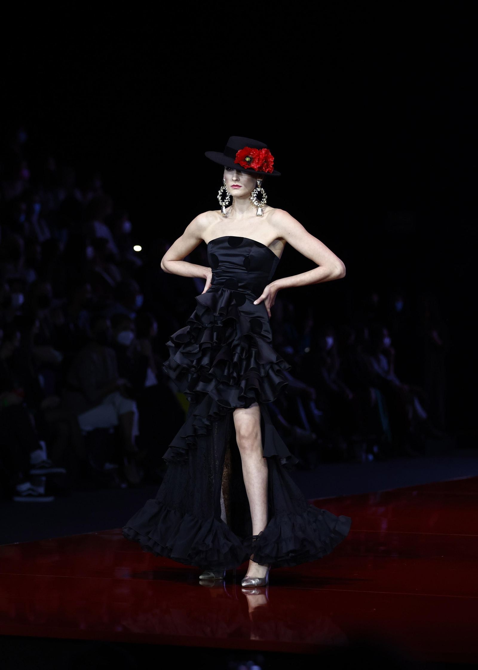 El desfile de Sara Sanabria en SIMOF 2022, todas las fotos