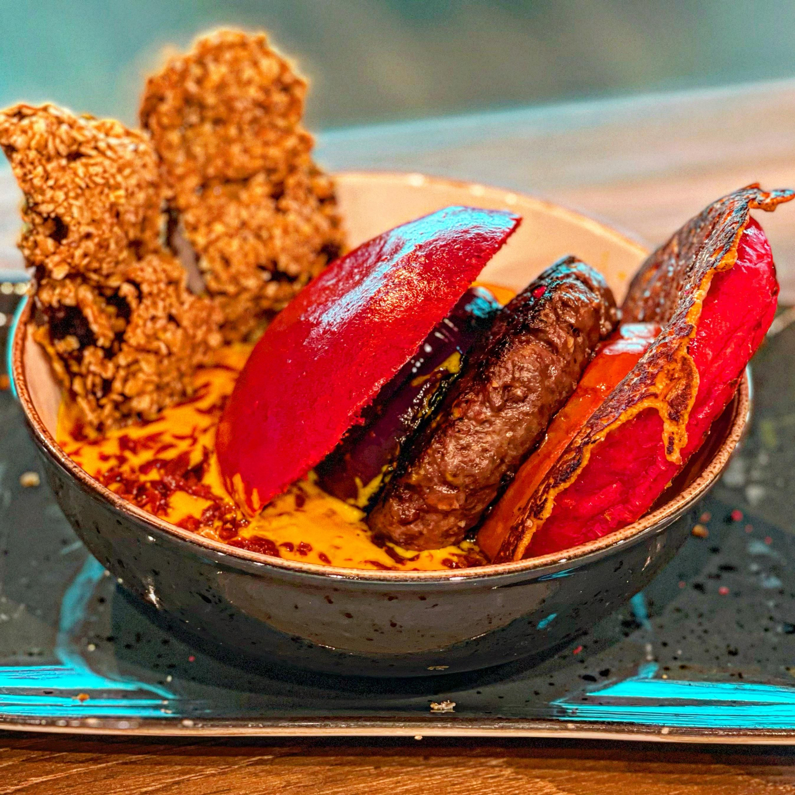 Hamburguesa Karma de Toro Burger Lounge.