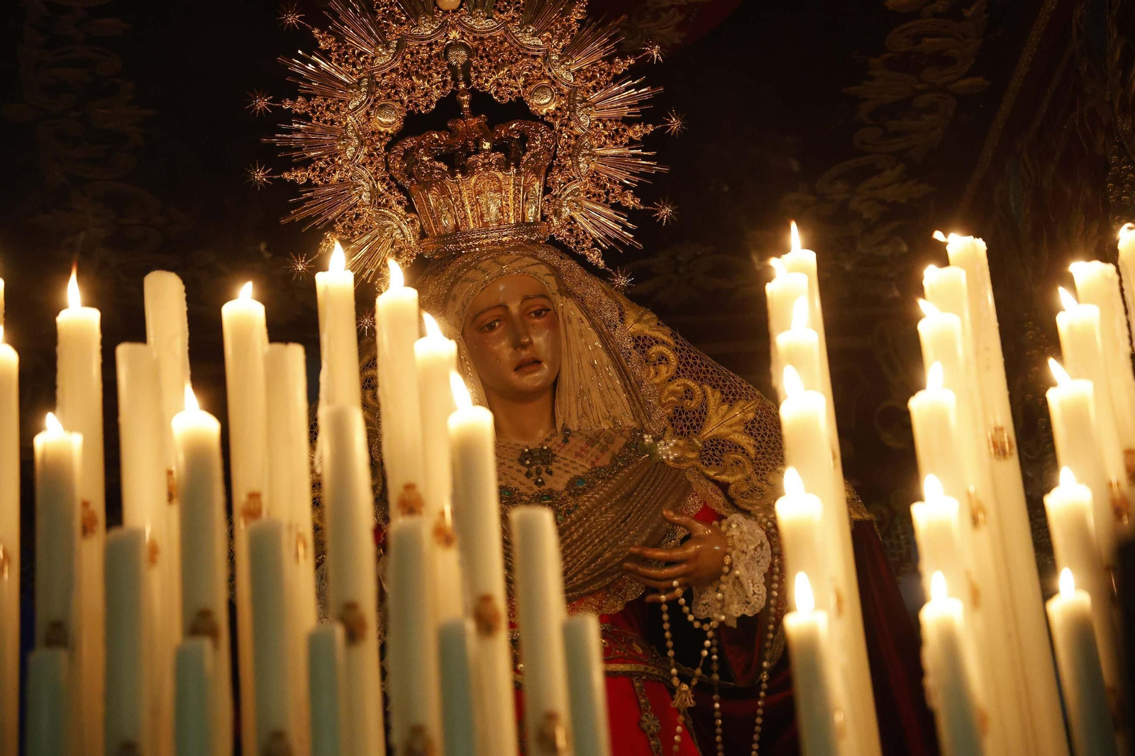 Fotos del Viernes Santo en La Línea: Cristo del Mar, Soledad y Santo Entierro, Cristo del Amor y Amargura