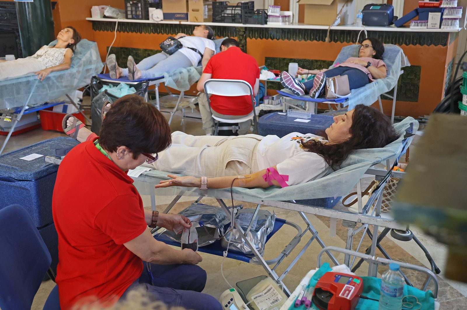 Imágenes de la macrocolecta de sangre y plasma en la Casa Colón