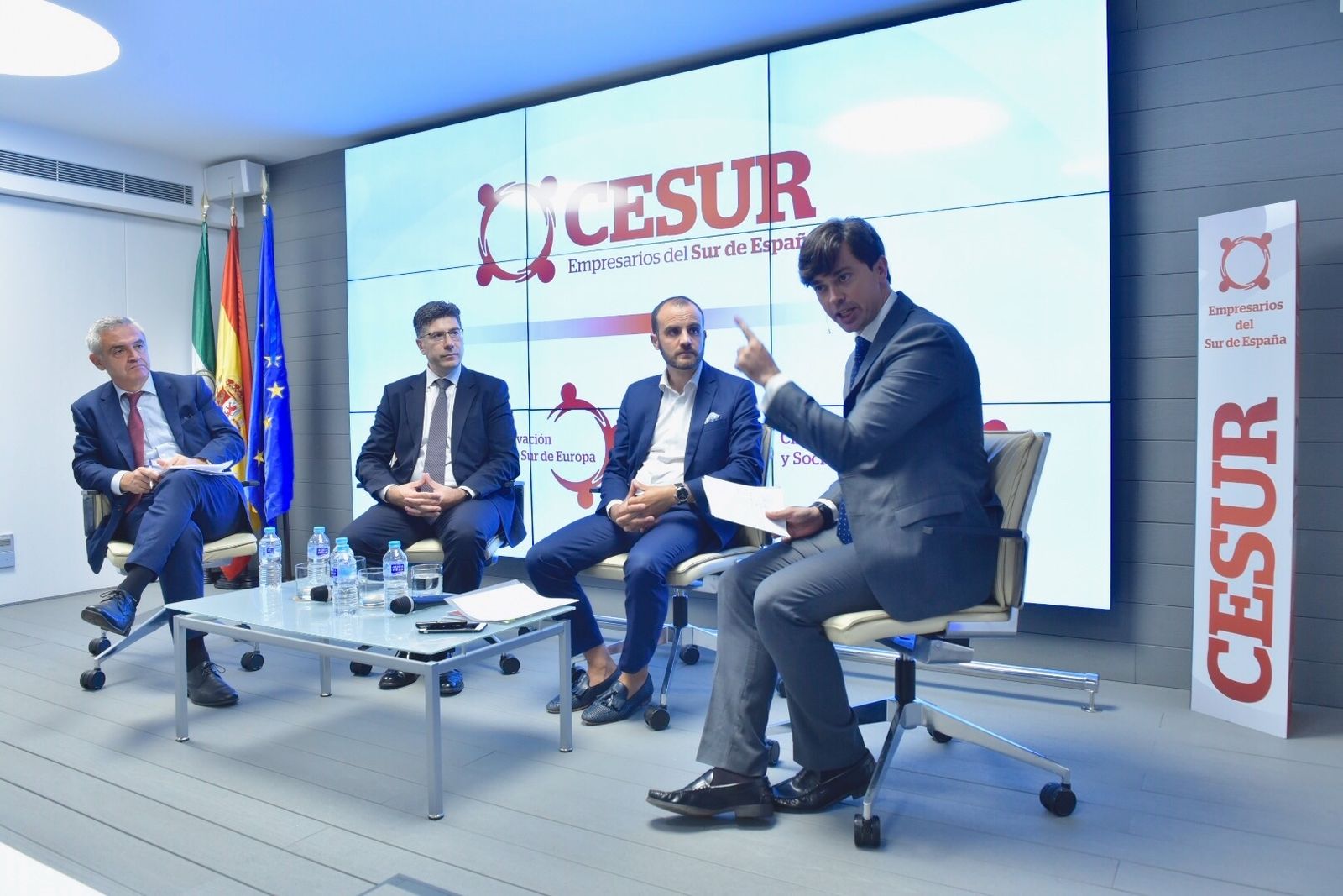 Ricardo Díaz Sánchez, Socio de Human Capital Deloitte; Eugenio Serrano Ylleras, Director Económico Financiero del Grupo Deutz Spain, Alejandro Costa Jiménez, CEO en C&G IT Solutions, e Ignacio Castillo Díaz, Senior Manager de Human Capital Deloitte.