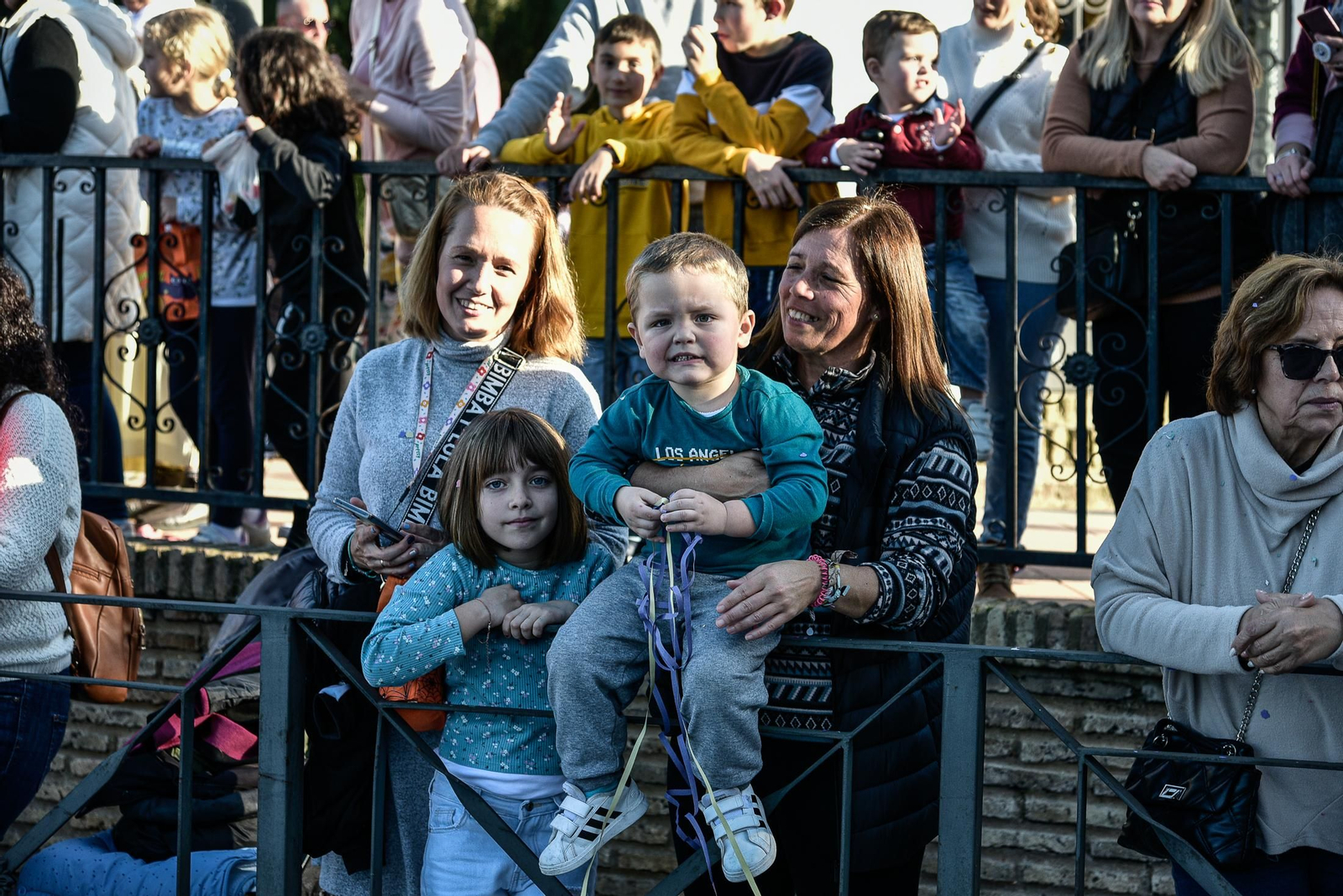 Imágenes del público en las cabalgatas por La Orden, Cardeñas y Las Colonias